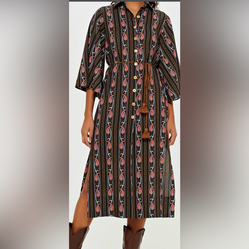 Elegant Striped tunic with Floral Accents